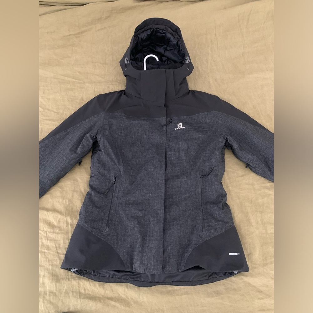 Salomon Winter Ski Snowboard Jacket Insulated
Black Gray Size Large Waterproof